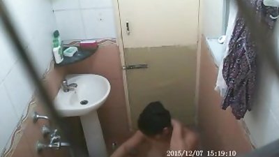 beena bhabhi cute hips bathing in her bathroom