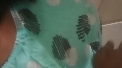 Casada mamando e tomando rola no c&uacute;