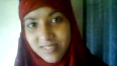 Desi 20y old college couple kissing fucking in muslim class hijab