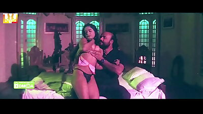 BOLLYWOOD BGRADE MOVIE UNCENSORED NUDE BOOB TEEN ACTRESS